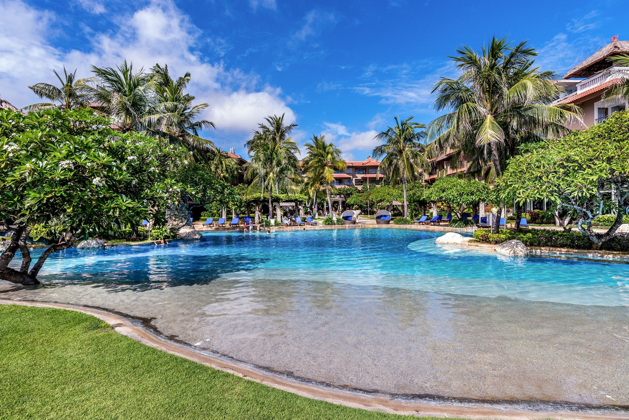 Lagoon Pool Hotel  Nikko Bali  Benoa Beach Beachfront 