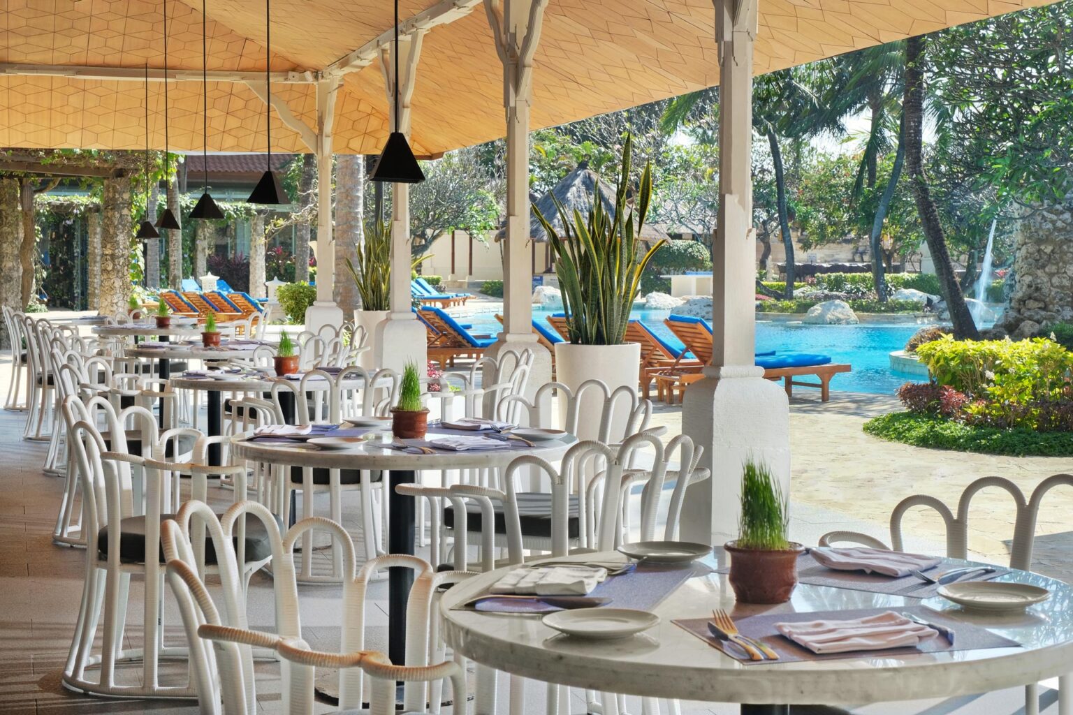 The Coffee Lounge at Hotel Nikko Bali Benoa Beach